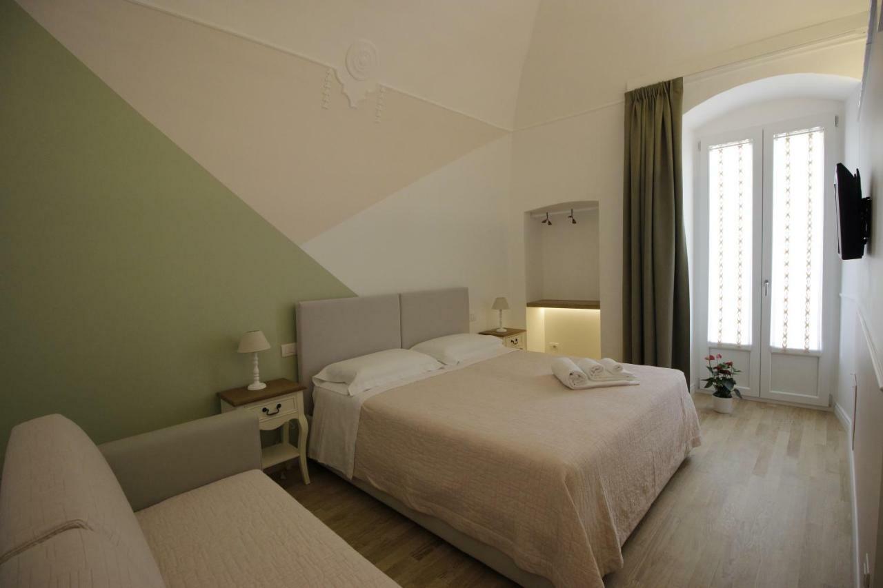 Novella 55 Bed & Breakfast Гравина ин Пулия Екстериор снимка