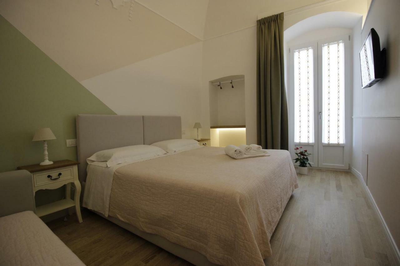 Novella 55 Bed & Breakfast Гравина ин Пулия Екстериор снимка